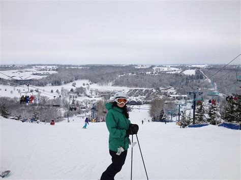 Alpine valley lodge wisconsin - Located in Elkhorn, Wisconsin, Alpine Valley offers exceptional skiing and snowboarding with one of the largest beginner areas in the Midwest! New for the 2020/21 season, we've added a new trail ...